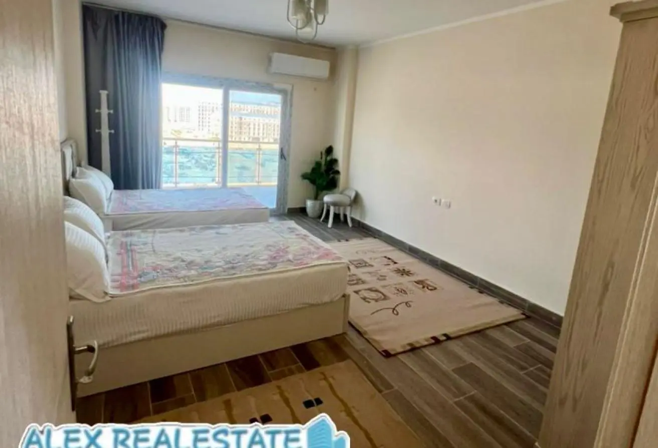 73760944 - Property Main Image