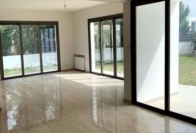 98824331 - Property Main Image
