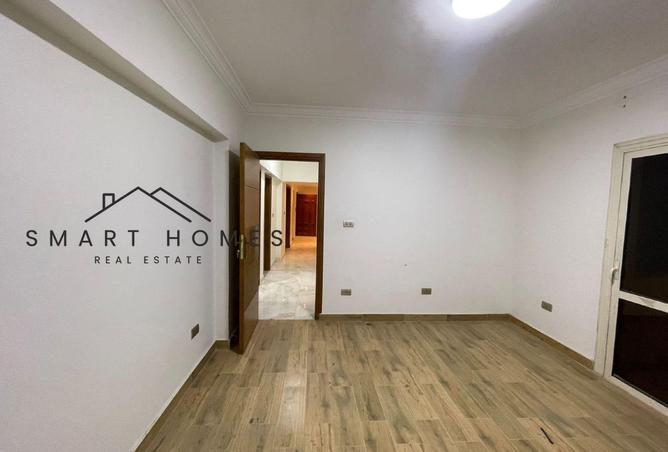 70625241 - صورة العقار 2