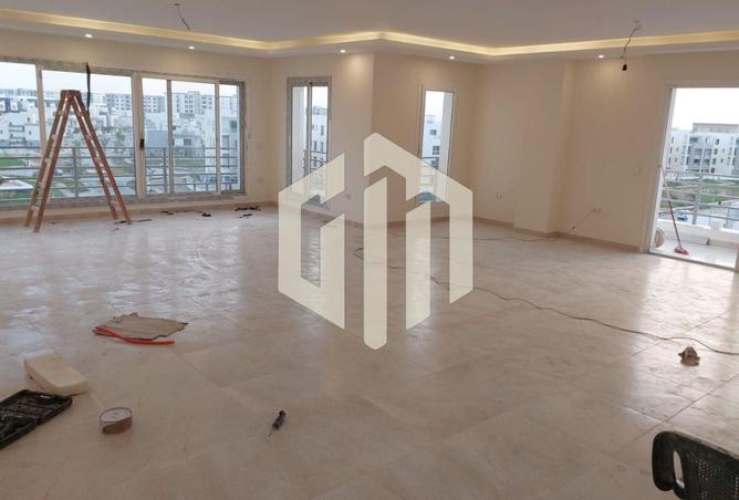 102911258 - Property Image 2