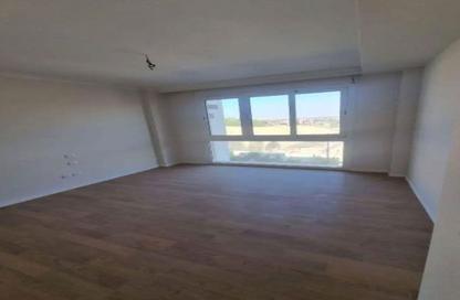 Apartment - 3 Bedrooms - 3 Bathrooms for sale in Pyramids Hills - Cairo Alexandria Desert Road - 6 October City - Giza