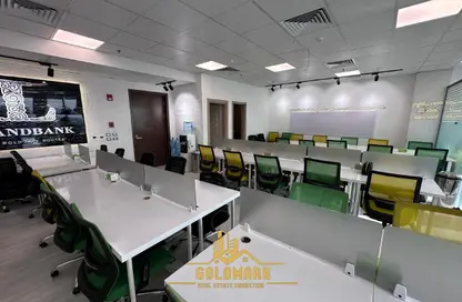 مكتب عمل جماعي - 2 غرف نوم - 1 حمام للايجار في كايرو فيستيفال سيتى - المستثمرين الشمالية - مدينة القاهرة الجديدة - القاهرة