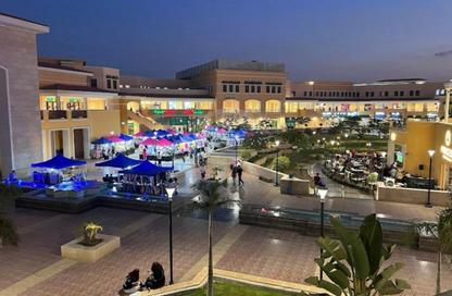 Shop - Studio - 2 Bathrooms for sale in Gateway Mall - Al Rehab - New Cairo City - Cairo Shop - Studio - 2 Bathrooms for sale in Gateway Mall - Al Rehab - New Cairo City - Cairo