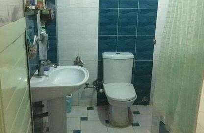 Apartment - 2 Bedrooms - 1 Bathroom for sale in Hassan Ma'moon St. - 6th Zone - Nasr City - Cairo