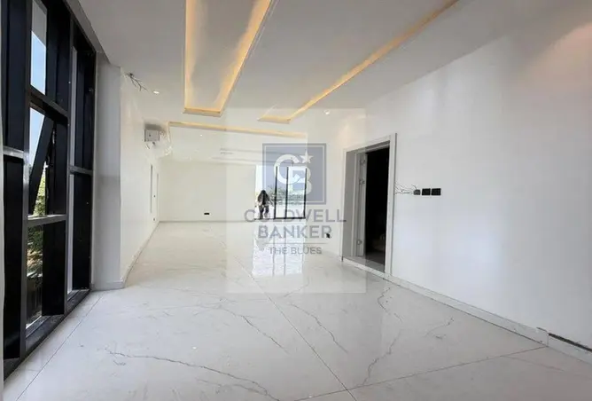 118539402 - Property Image 2
