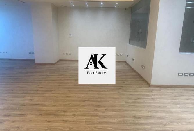 53217904 - صورة العقار 3