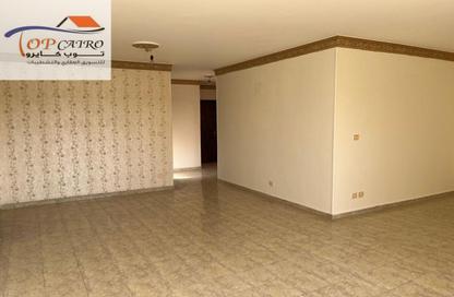 Apartment - 3 Bedrooms - 1 Bathroom for sale in Al Rehab - New Cairo City - Cairo