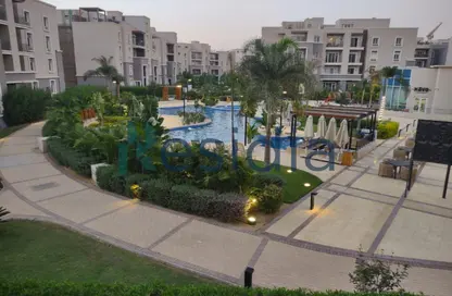 Apartment - 3 Bedrooms - 3 Bathrooms for sale in October Plaza - 6 October Compounds - 6 October City - Giza