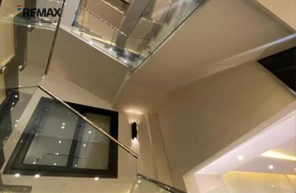 Villa - 5 Bedrooms - 6 Bathrooms for sale in Azzar - 5th Settlement Compounds - The 5th Settlement - New Cairo City - Cairo