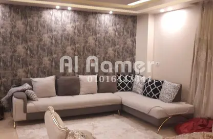 Apartment - 2 Bedrooms - 1 Bathroom for sale in Tabarak - Zahraa El Maadi - Hay El Maadi - Cairo