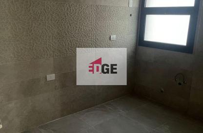 Apartment - 2 Bedrooms - 3 Bathrooms for sale in Moon Residences - Fifth Square - The 5th Settlement - New Cairo City - Cairo