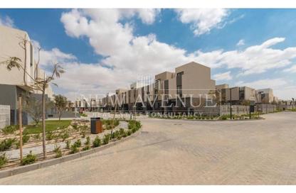 Townhouse - 3 Bedrooms - 3 Bathrooms for sale in Al Burouj Compound - El Shorouk Compounds - Shorouk City - Cairo