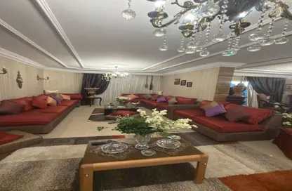 Apartment - 2 Bedrooms - 2 Bathrooms for sale in Mosadak St. - Dokki - Giza