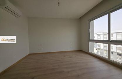 Apartment - 3 Bedrooms - 3 Bathrooms for rent in Garden Residence - Hyde Park - New Cairo City - Cairo
