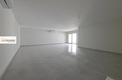 Apartment - 3 Bedrooms - 3 Bathrooms for rent in Garden Residence - Hyde Park - New Cairo City - Cairo