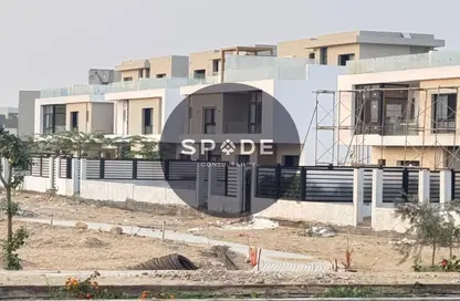 Townhouse - 3 Bedrooms - 4 Bathrooms for sale in Garden Residence - Hyde Park - New Cairo City - Cairo