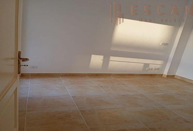 8524334 - Property Image 2