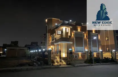 فيلا - 7 حمامات للايجار في وان بيس - شارع التسعين الشمالي - التجمع الخامس - مدينة القاهرة الجديدة - القاهرة