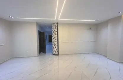 Apartment - 3 Bedrooms - 2 Bathrooms for sale in 7th District - Obour City - Qalyubia