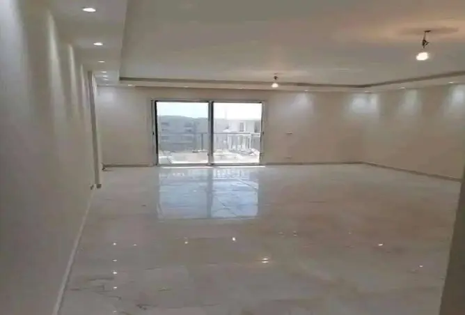 98822519 - Property Image 2