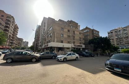 Apartment - 3 Bedrooms - 2 Bathrooms for sale in Dr Sayed Sabry St. - 8th Zone - Nasr City - Cairo