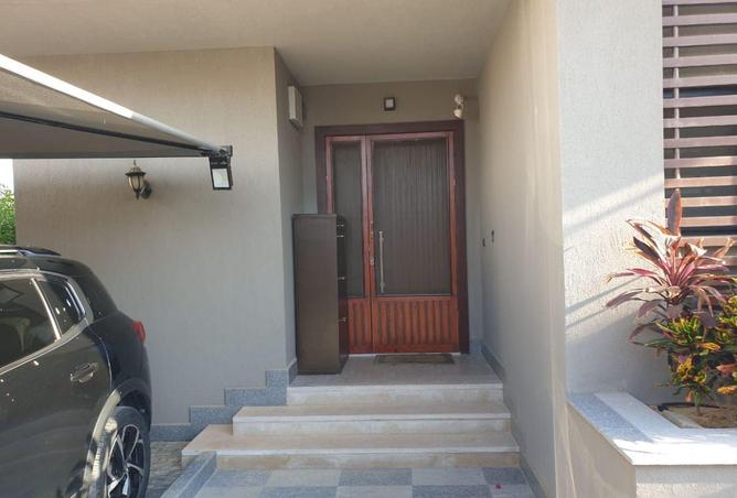 8602618 - Property Image 3