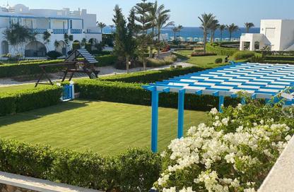 Chalet - 2 Bedrooms - 2 Bathrooms for sale in Mountain View - Ras Al Hekma - North Coast