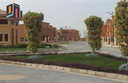 Twin House - 5 Bedrooms - 4 Bathrooms for sale in Royal City - Sheikh Zayed Compounds - Sheikh Zayed City - Giza