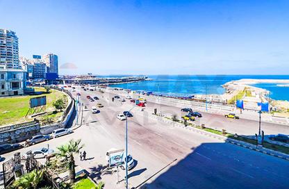 شقة - 4 - 5 للبيع في طريق الجيش - جليم - حي شرق - الاسكندرية