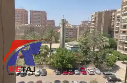 Apartment - 2 Bedrooms - 1 Bathroom for rent in Makram Ebeid St. - 6th Zone - Nasr City - Cairo