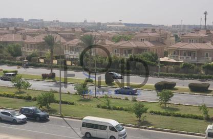 Apartment - 3 Bedrooms - 3 Bathrooms for sale in Orouba Axis - Area A - Ganoob El Acadimia - New Cairo City - Cairo