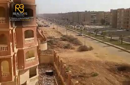شقة - 3 غرف نوم - 2 حمامات للبيع في شارع الكوثر - الحي الاول - مدينة 6 أكتوبر - الجيزة