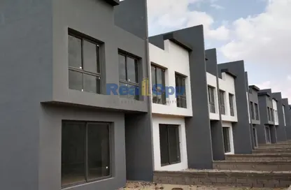 Townhouse - 4 Bedrooms - 4 Bathrooms for sale in Creek Town - The 1st Settlement - New Cairo City - Cairo