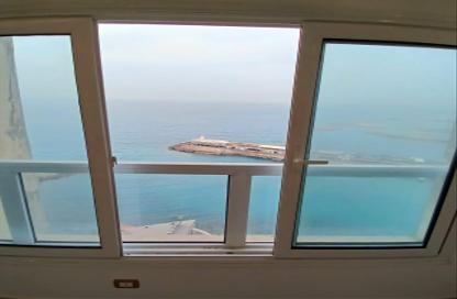 Apartment - 2 Bedrooms - 2 Bathrooms for sale in Al Geish Road - Glim - Hay Sharq - Alexandria