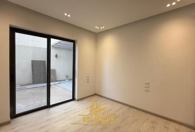 8604690 - Property Image 3