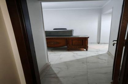 Apartment - 4 Bedrooms - 2 Bathrooms for sale in Al Lebeny Axis - El Mariouteya - Faisal - Hay El Haram - Giza