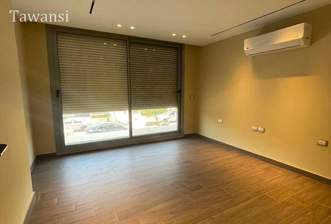 102346997 - Property Image 3
