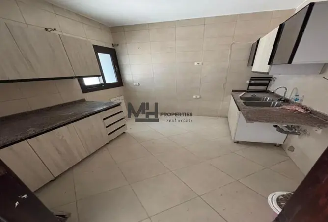 112432126 - Property Image 3