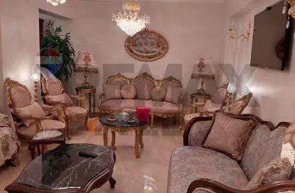 شقة - 2 غرف نوم - 1 حمام للبيع في ميدان ابن سندر - منشية البكري - مصر الجديدة - القاهرة