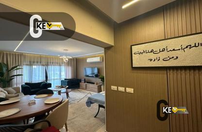 شقة - 2 غرف نوم - 2 حمامات للايجار في ب 15 - مدينتي - القاهرة