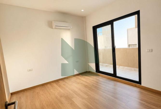 90989714 - Property Image 2