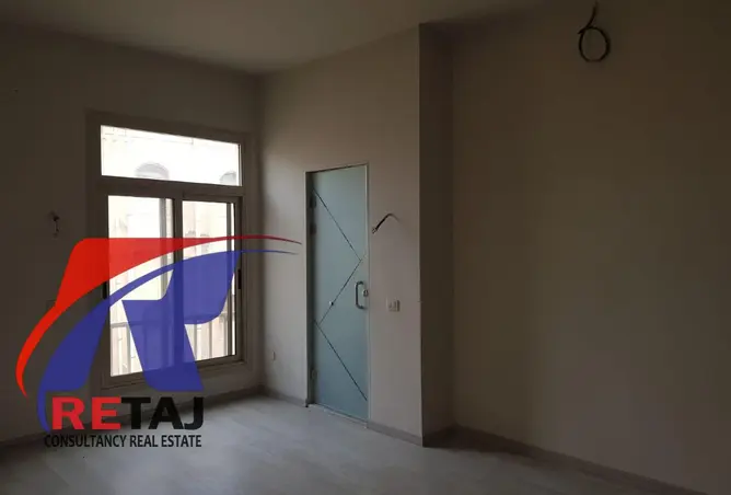 99811527 - Property Image 2