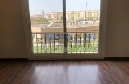 شقة - 2 غرف نوم - 3 حمامات للبيع في القطامية بلازا - التجمع الاول - مدينة القاهرة الجديدة - القاهرة