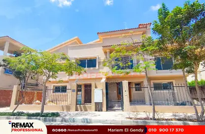 فيلا - 3 غرف نوم - 2 حمامات للبيع في اليكس ويست - كمبوندات الاسكندرية - الاسكندرية