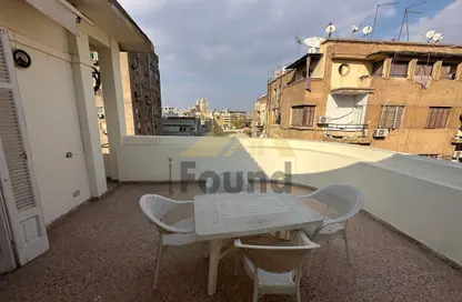 شقة - 2 غرف نوم - 2 حمامات للايجار في شارع حسن عاصم - الزمالك - القاهرة