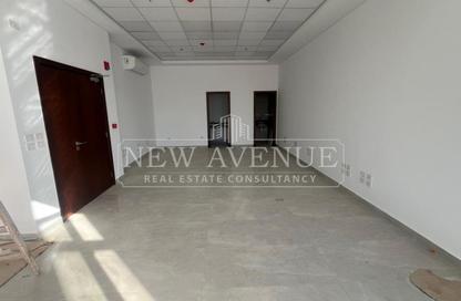 Office Space - Studio - 1 for rent in District 5 - 5th Settlement Compounds - The 5th Settlement - New Cairo City - Cairo