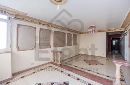 Apartment - 2 Bedrooms - 1 Bathroom for sale in Tout Ankh Amoun St. - Smouha - Hay Sharq - Alexandria Apartment - 2 Bedrooms - 1 Bathroom for sale in Tout Ankh Amoun St. - Smouha - Hay Sharq - Alexandria
