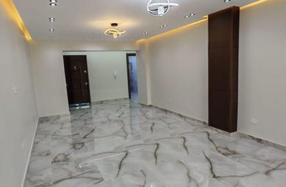 Apartment - 3 Bedrooms - 2 Bathrooms for sale in Al Khamayel city - Sheikh Zayed Compounds - Sheikh Zayed City - Giza