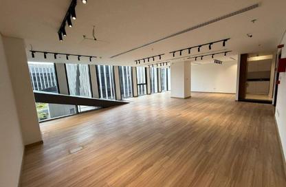 Office Space - Studio - 2 Bathrooms for rent in Eastown - 5th Settlement Compounds - The 5th Settlement - New Cairo City - Cairo