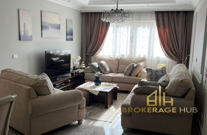Apartment - 2 Bedrooms - 2 Bathrooms for sale in Mountain View Hyde Park - 5th Settlement Compounds - The 5th Settlement - New Cairo City - Cairo